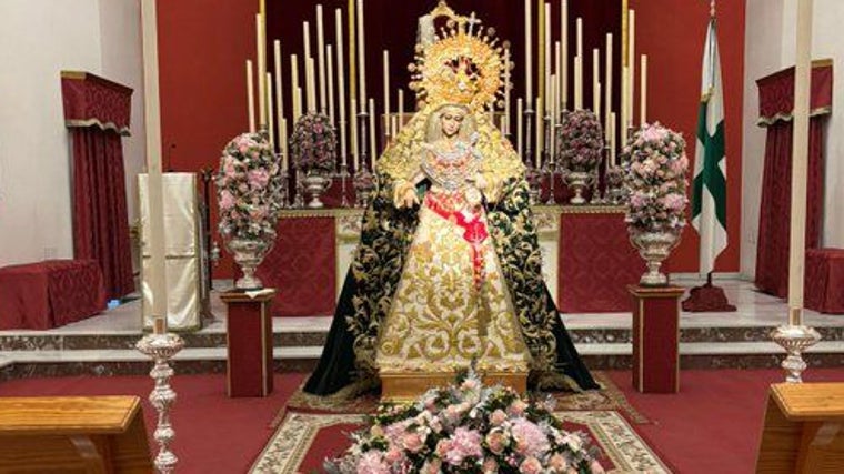 La Virgen de la O, en su besamanos