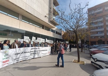 Los funcionarios de la Junta cobran hasta 10.600 euros menos al año que los de otras autonomías