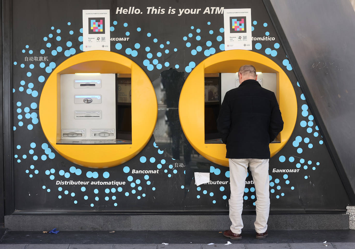 Las populares compras de regalos navideños en el Centro, en imágenes