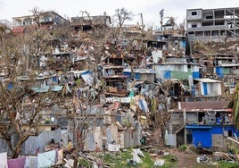 Evacuados 27 españoles de Mayotte en colaboración con Francia tras el paso del ciclón Chido