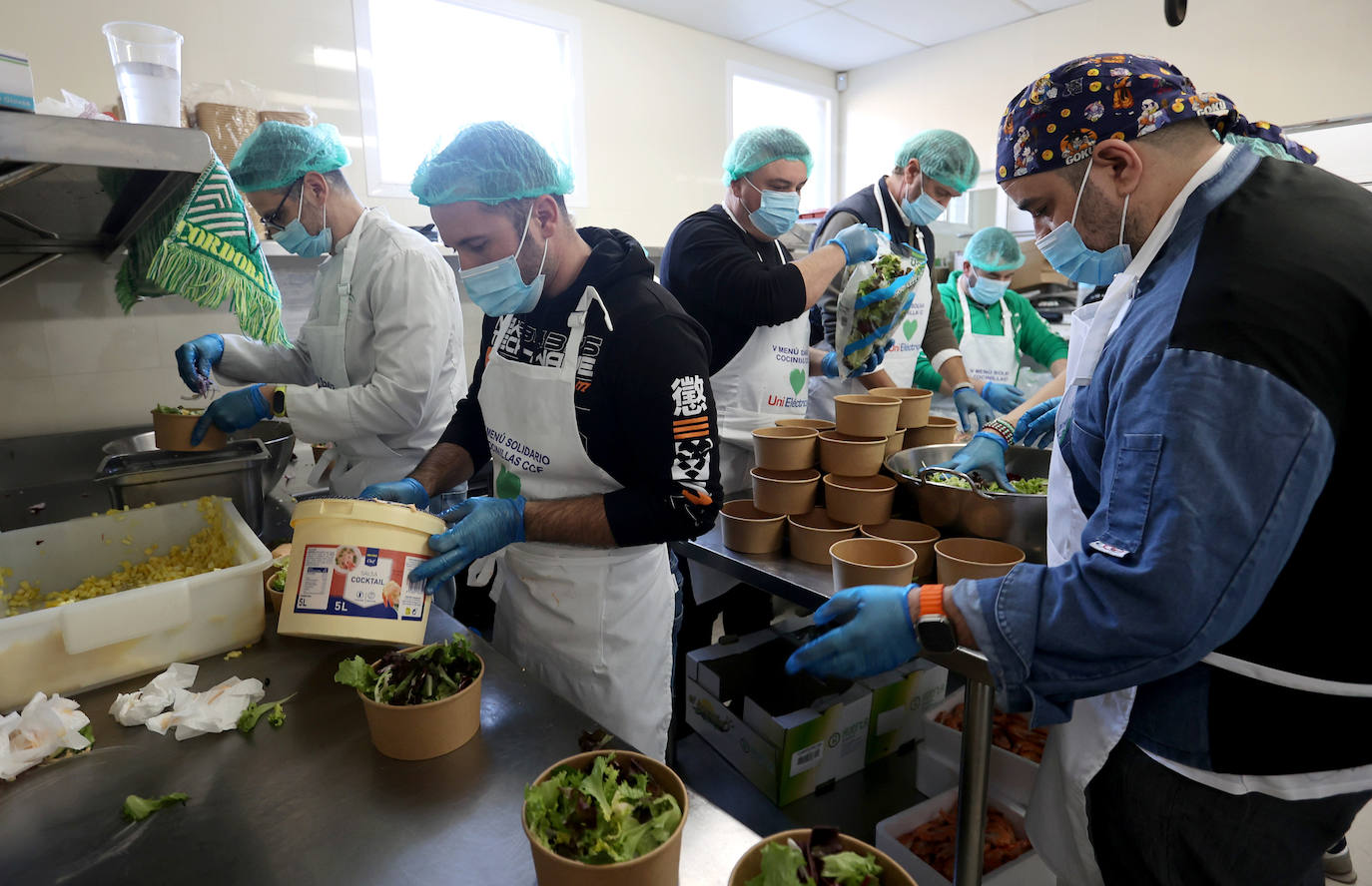El menú más solidario de Córdoba para esta Nochebuena, en imágenes