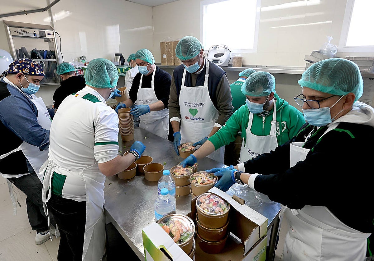 El menú más solidario de Córdoba para esta Nochebuena, en imágenes