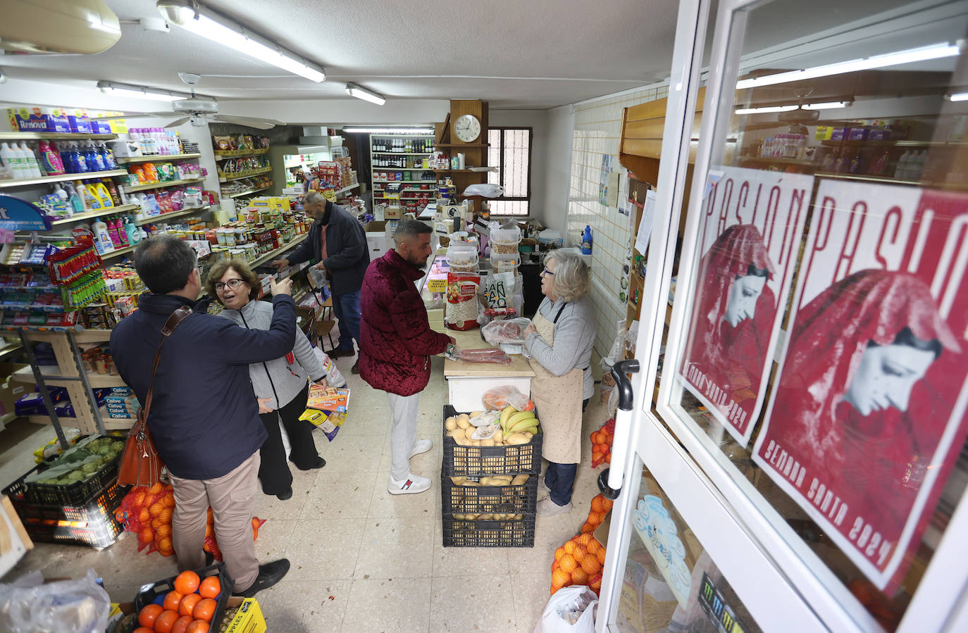 Los barrios de San Basilio y la Catedral, los que más población pierden de Córdoba, en imágenes