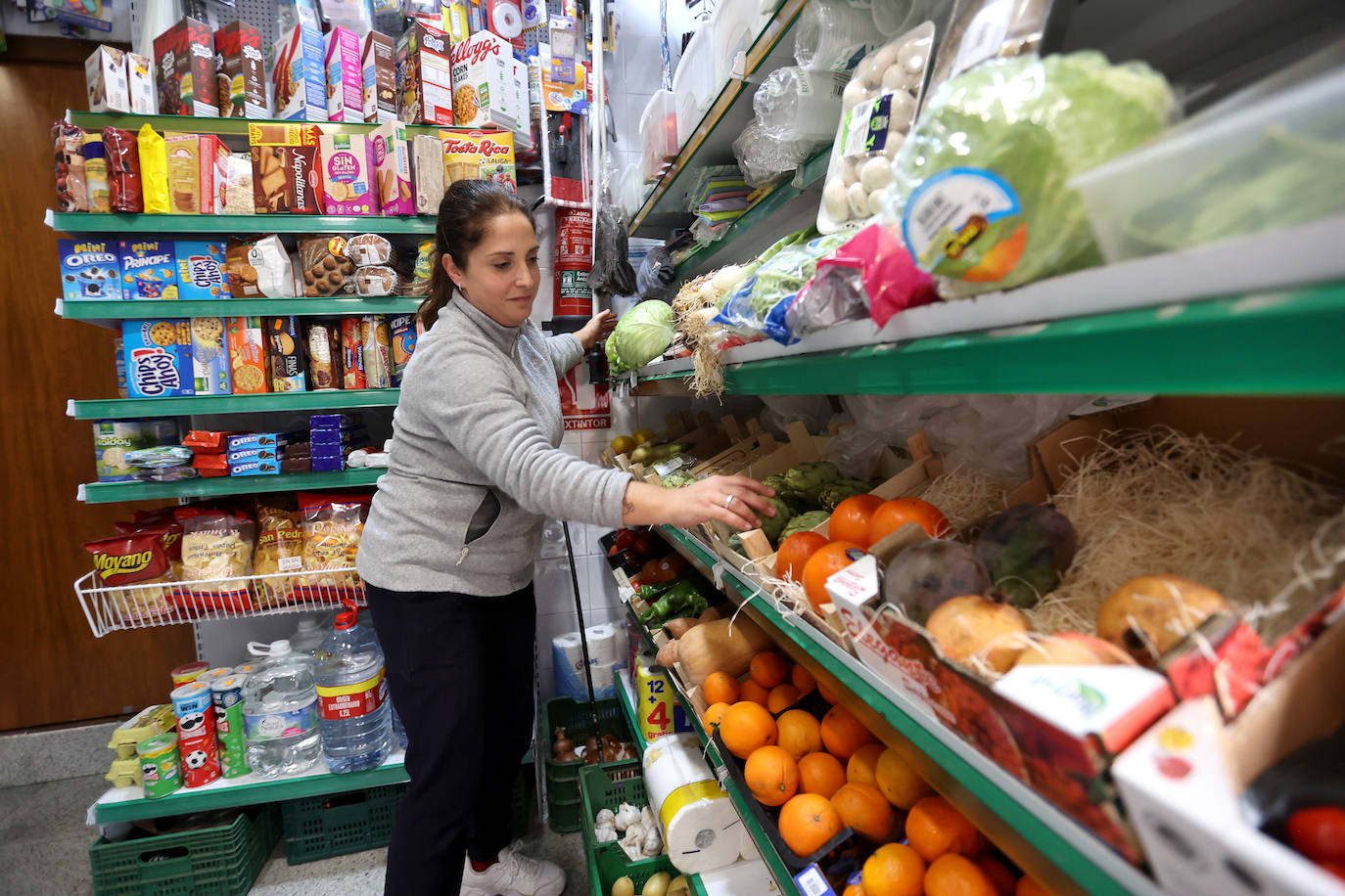 Los barrios de San Basilio y la Catedral, los que más población pierden de Córdoba, en imágenes