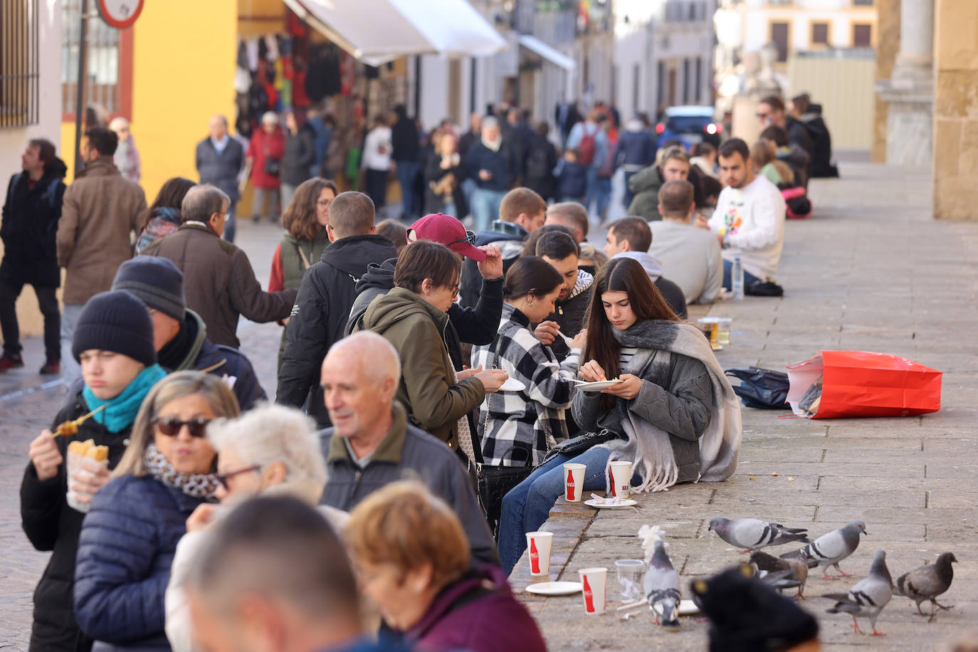 Los barrios de San Basilio y la Catedral, los que más población pierden de Córdoba, en imágenes