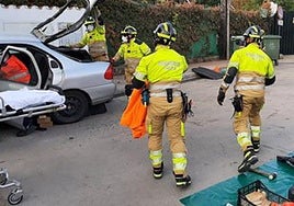 Muere un joven de 37 años tras la colisión de un camión y un coche en Jaén