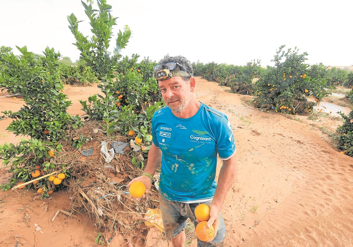 Un agricultor afectado por la riada de la dana en un municipio valenciano