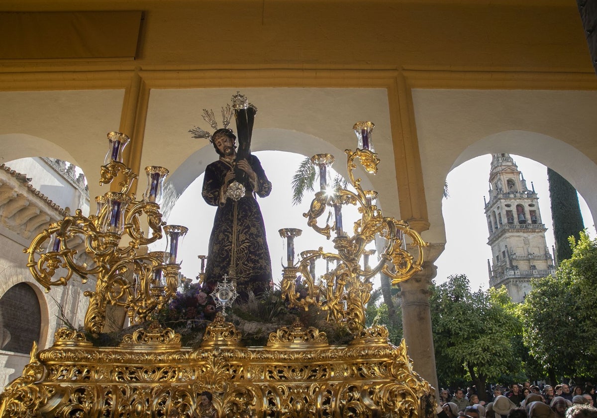 El Señor del Calvario, en su procesión extraordinaria el 3 de marzo