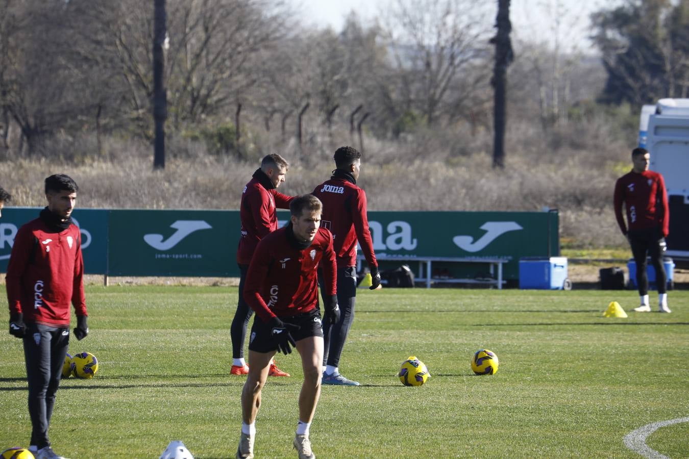El primer entrenamiento de 2025 del Córdoba CF, en imágenes