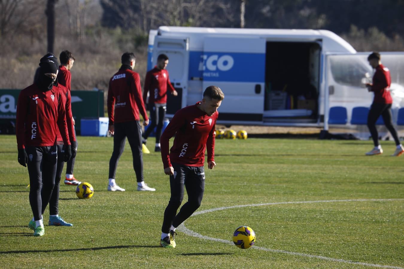 El primer entrenamiento de 2025 del Córdoba CF, en imágenes