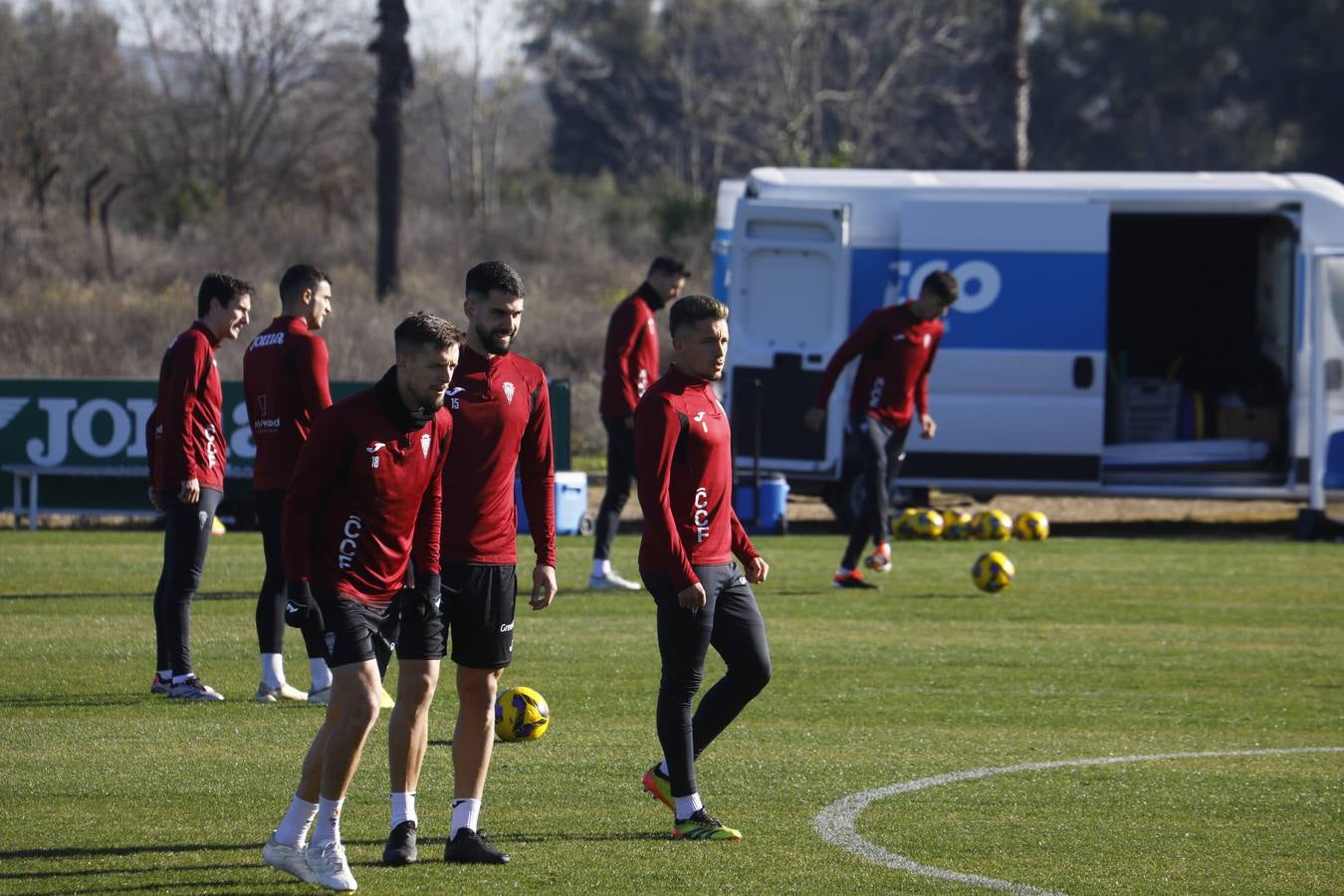 El primer entrenamiento de 2025 del Córdoba CF, en imágenes