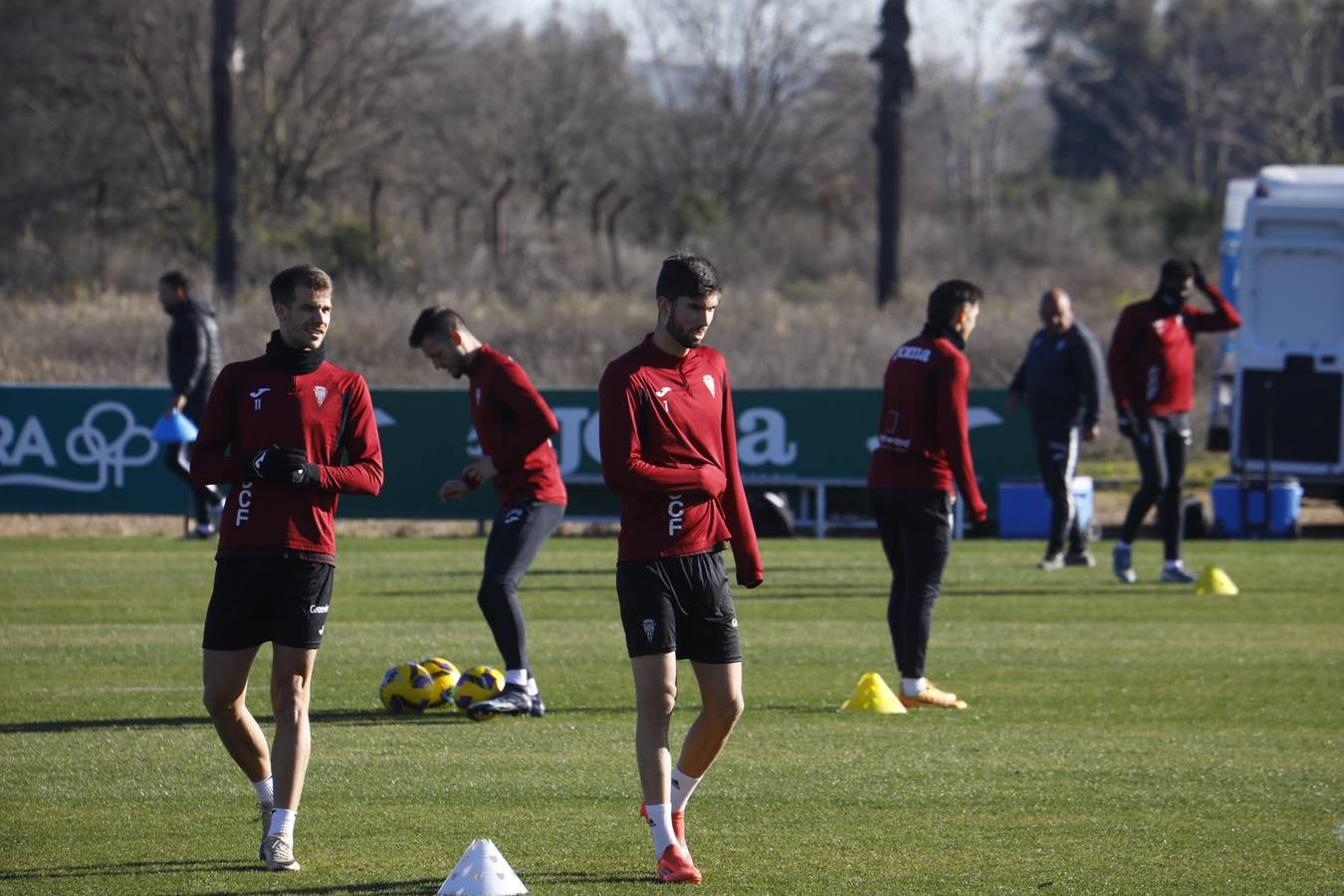 El primer entrenamiento de 2025 del Córdoba CF, en imágenes