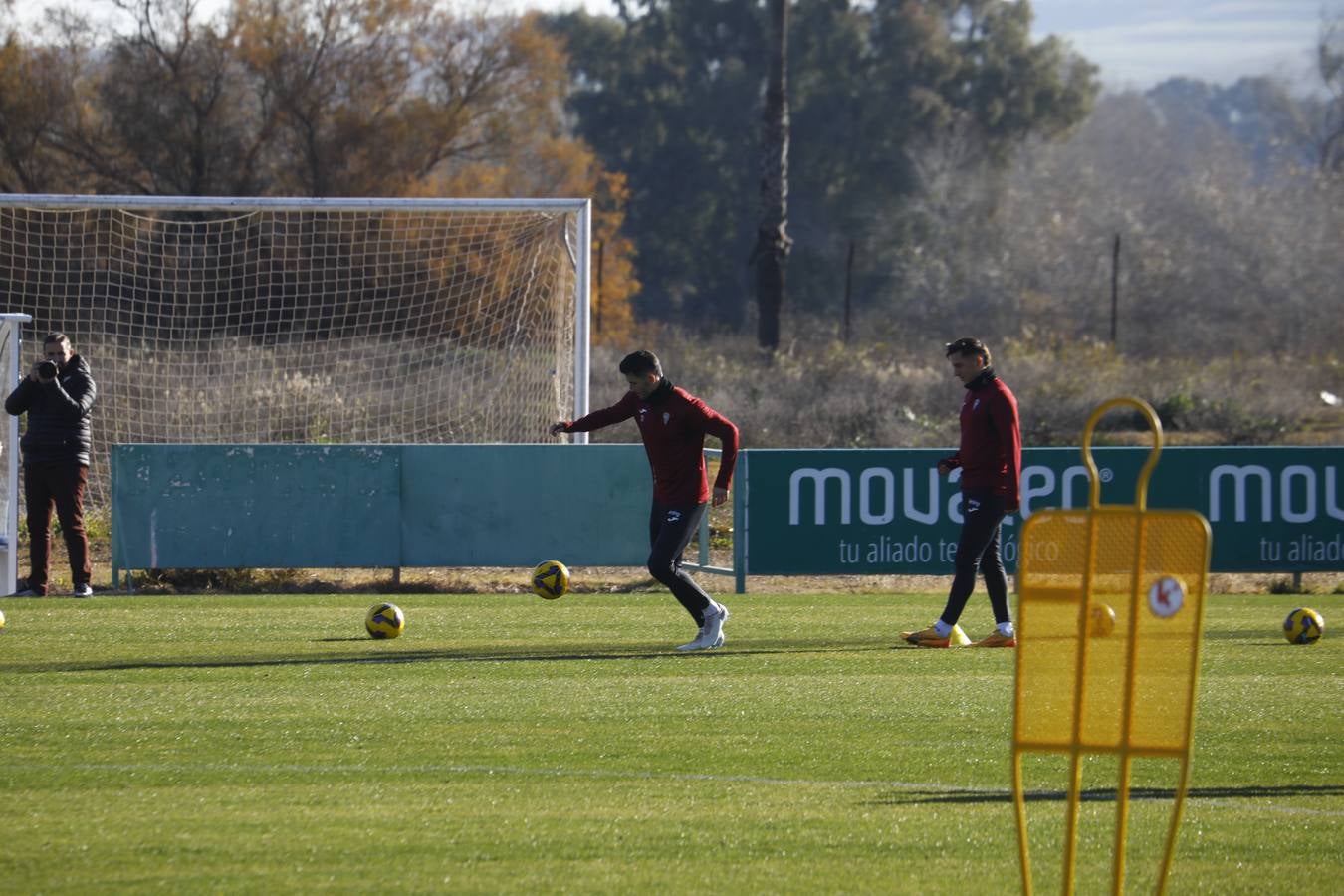 El primer entrenamiento de 2025 del Córdoba CF, en imágenes