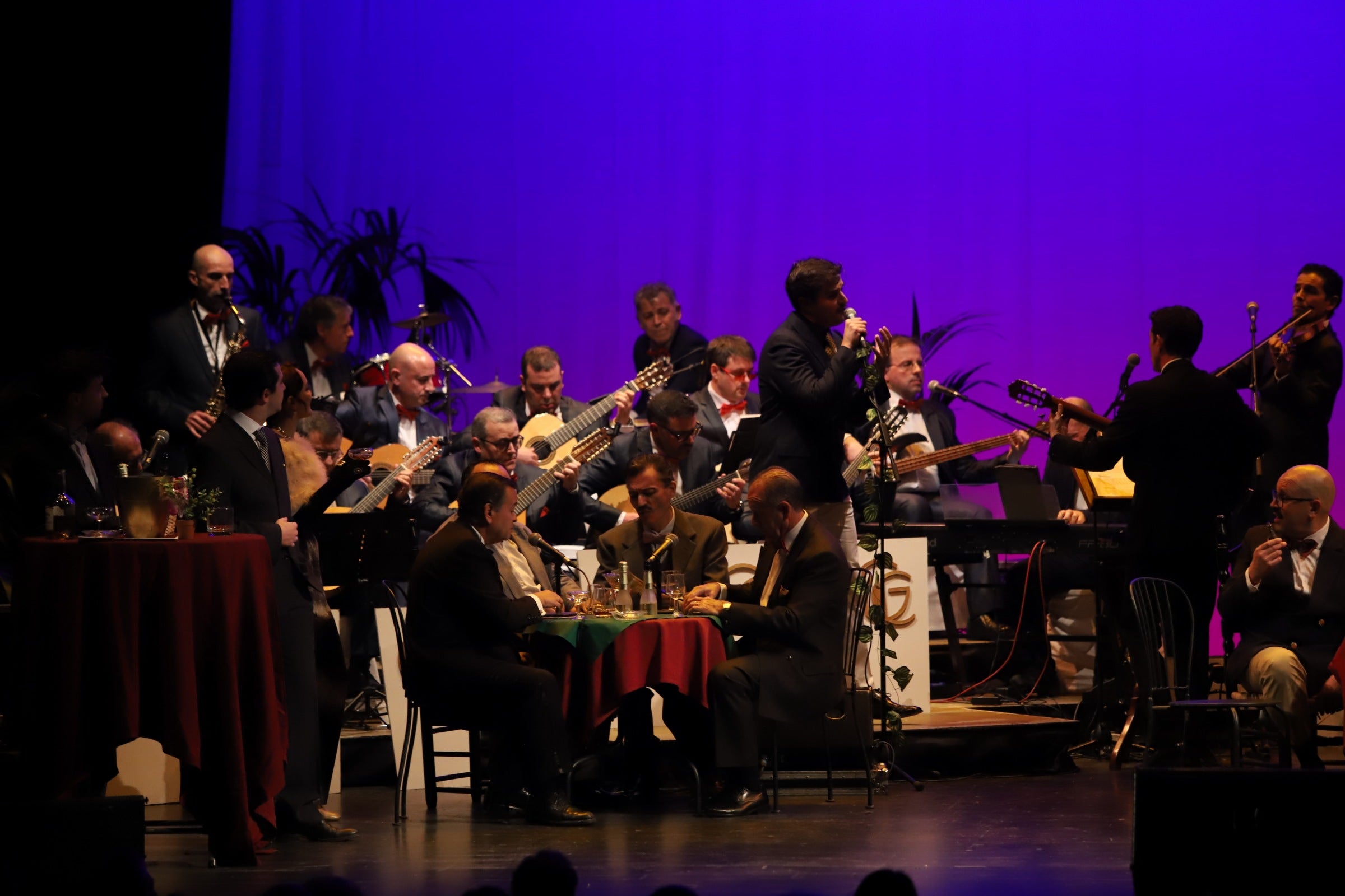 La buena factura musical de Capachos vuelve al Gran Teatro de Córdoba, en imágenes