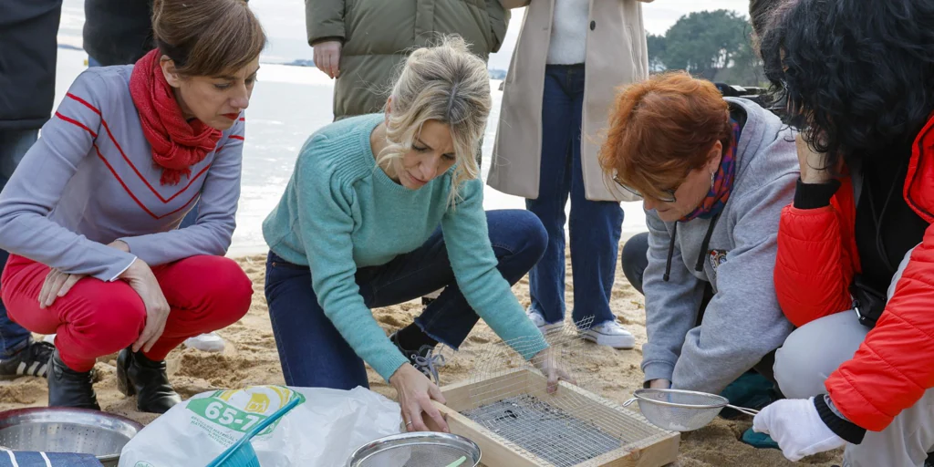 Aniversario del vertido de pellets en Galicia: una marea de desinformación