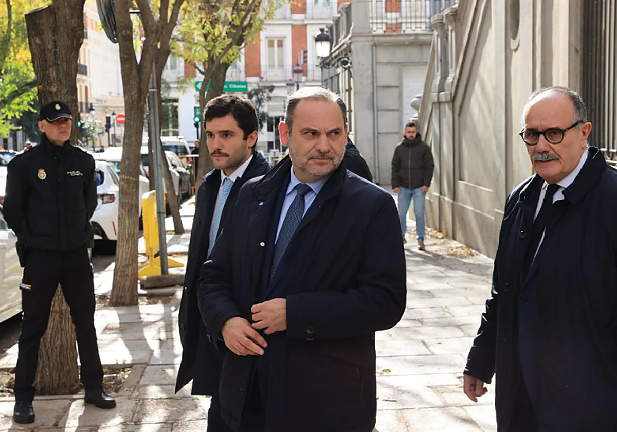 El juez rechaza el intento de Ábalos de anular su imputación en el caso Koldo