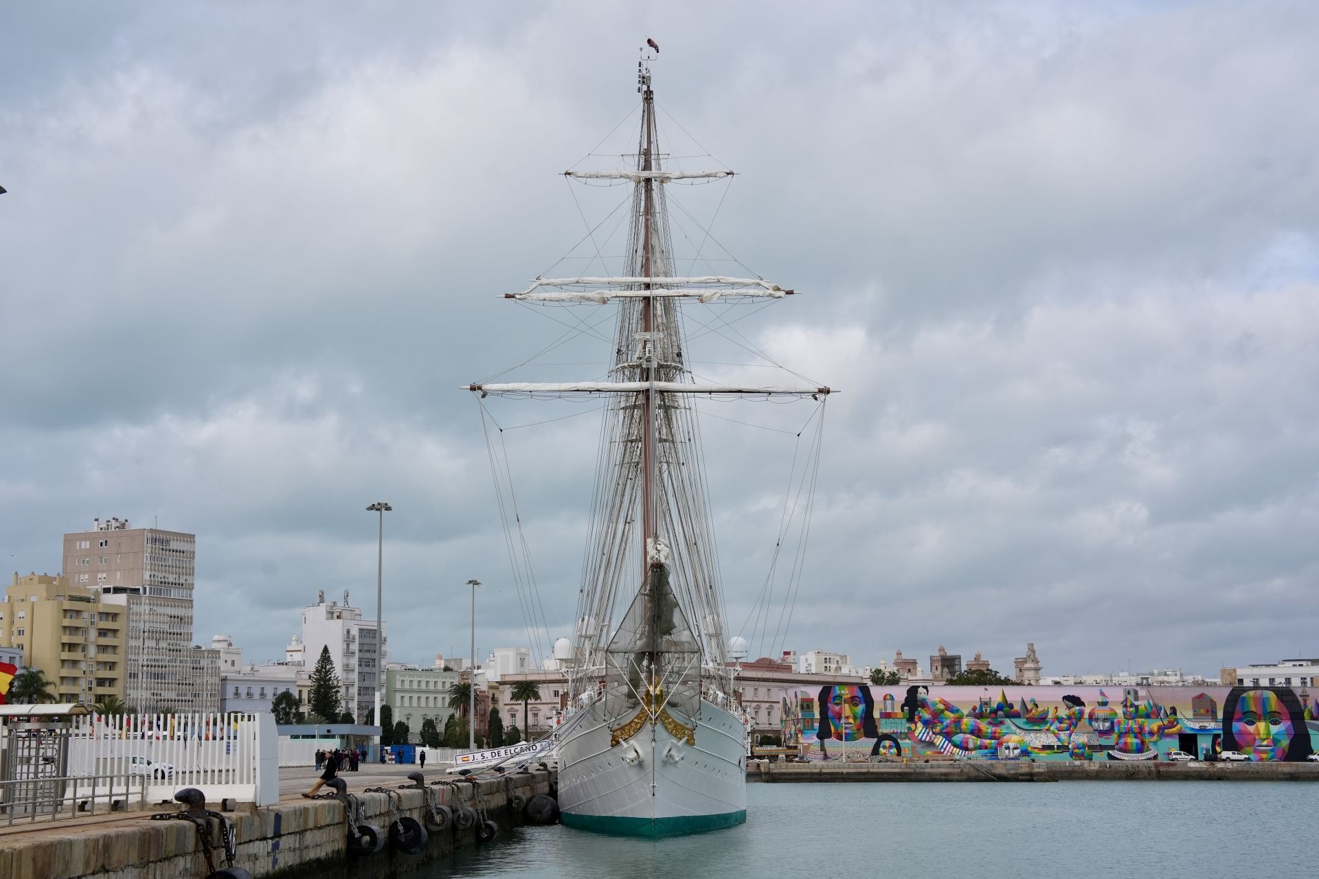 El embarque de Leonor en el buque escuela Juan Sebastián de Elcano, en imágenes