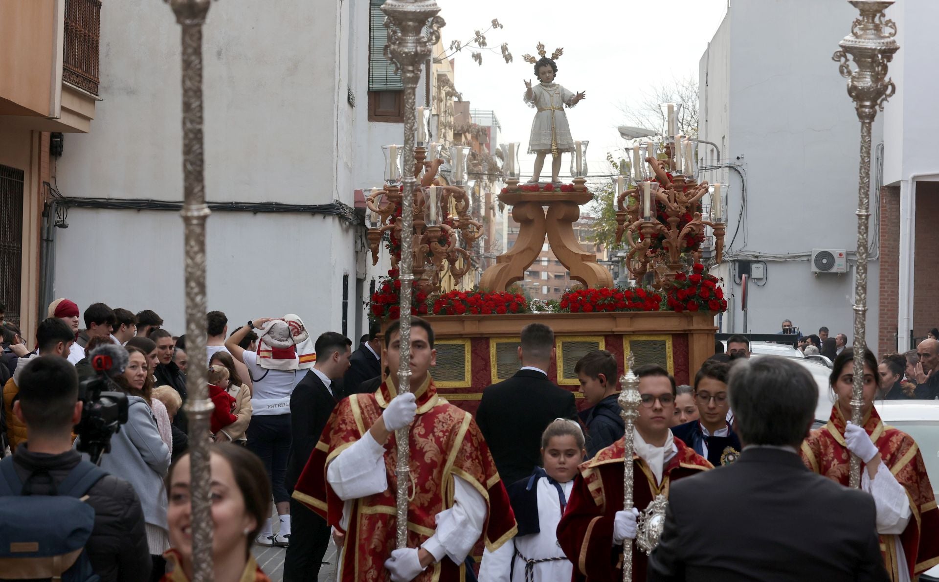 La procesión del Dulce Nombre de Jesús en Córdoba, en imágenes