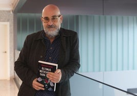 Francisco Castro : «Hay mucho escritor en gallego al que le obsesiona publicar en castellano»