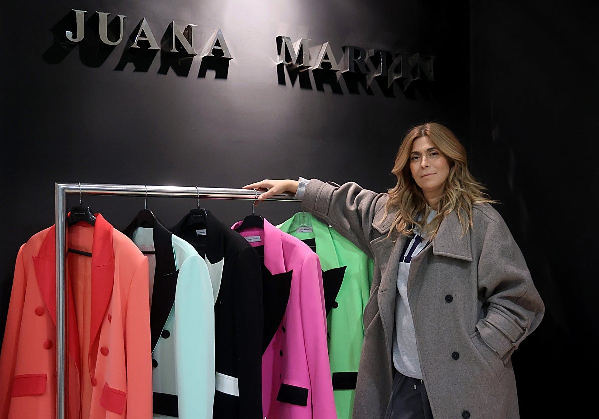 La diseñadora, en su taller de la calle Don Rodrigo