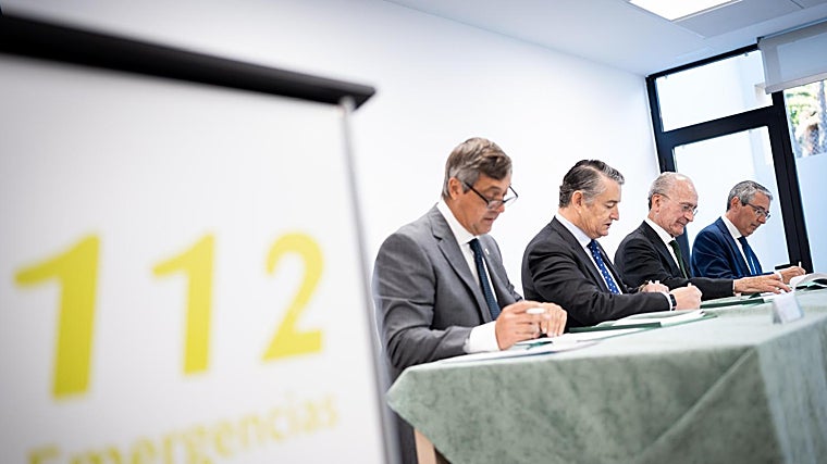 Imagen de la firma del protocolo para la creación del OEMERG este lunes