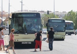 Andalucía facilitará el pago con tarjeta bancaria y teléfono móvil en los autobuses metropolitanos