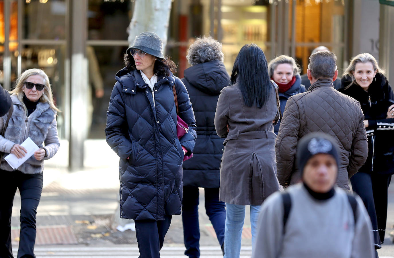El frío extremo se cuela en las calles de Córdoba, en imágenes