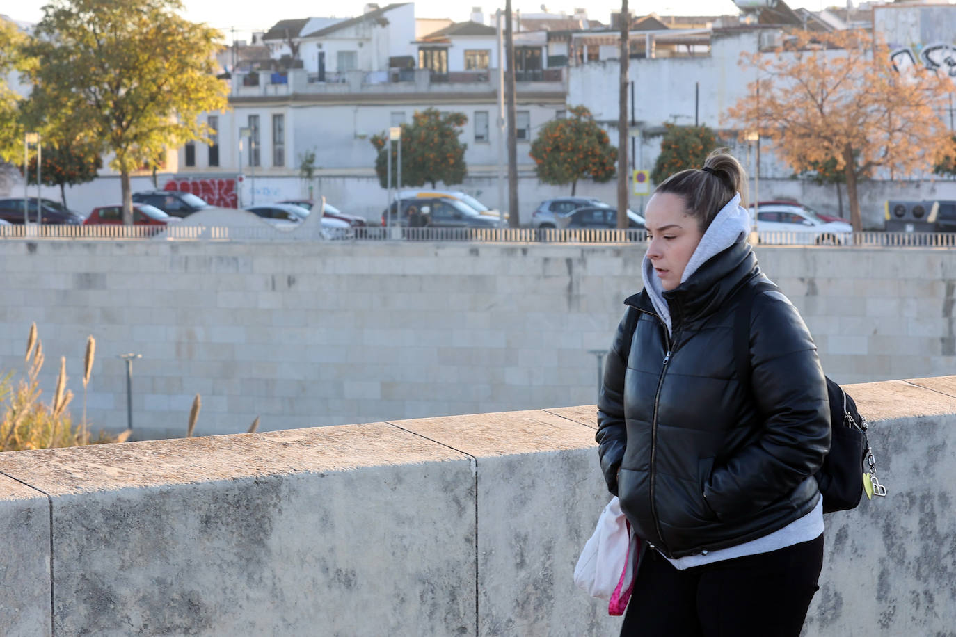 El frío extremo se cuela en las calles de Córdoba, en imágenes