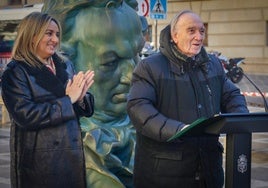 Aitana Sánchez Gijón, estrella en Granada en la víspera de la gala de los Goya