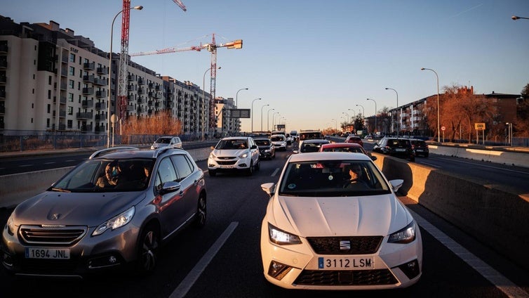 La movilidad en la A-5 «mejora» respecto al primer día y el tramo Padre Piquer-Cuatro Vientos vuelve a ser el de mayor densidad