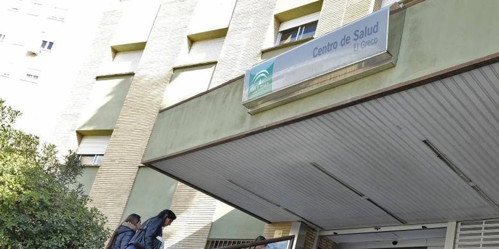 La atención por un médico de familia en menos de 72 horas llegará al 70% de los centros de salud de Andalucía a final de enero