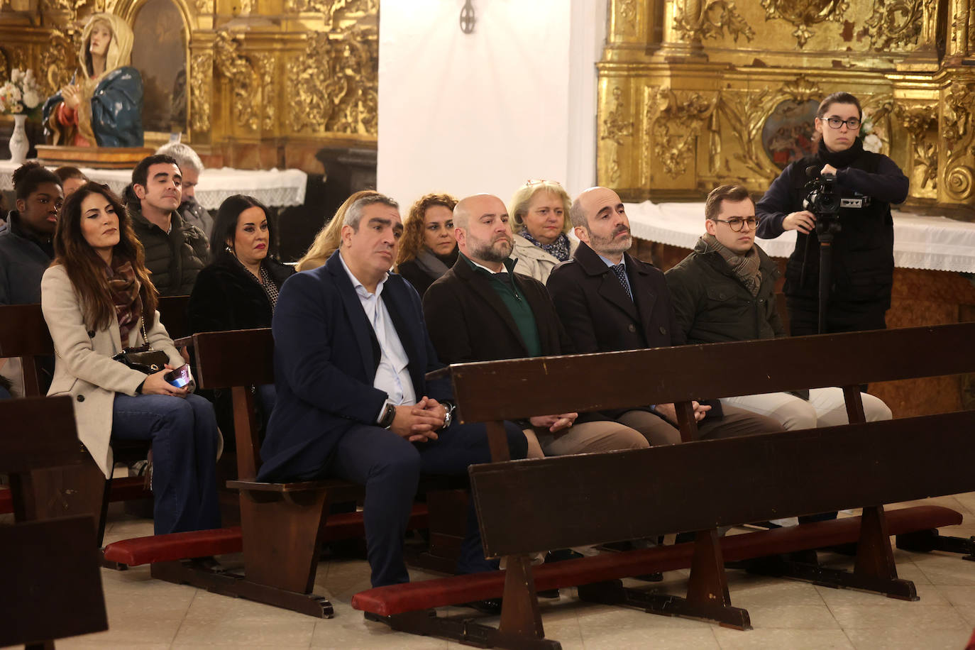 La presentación de las bambalinas interiores del palio de la Candelaria de Córdoba, en imágenes