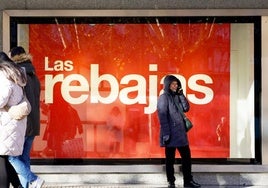 Los comerciantes de Castilla y León piden que se regulen de nuevo los periodos de rebajas