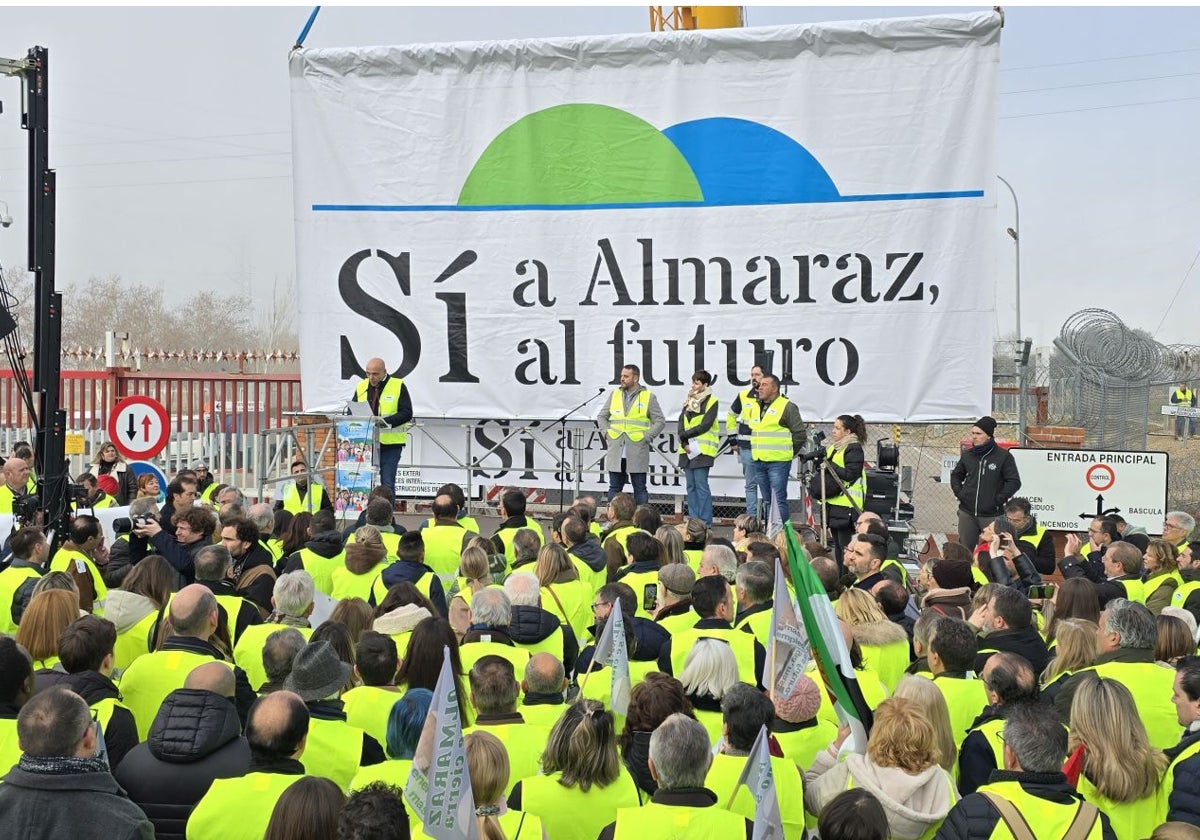 La presidenta de Extremadura, María Guardiola, ha calificado de «histórica» la manifestación