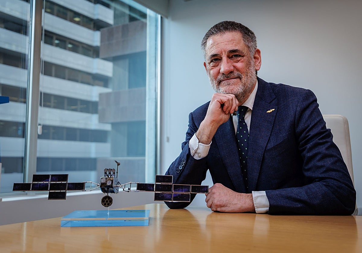 Miguel Ángel García Primo, CEO de Hisdesat, en su despacho durante la entrevista con ABC