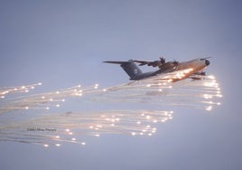 Primer lanzamiento de bengalas desde un A400M en el polígono de tiro de Bardenas