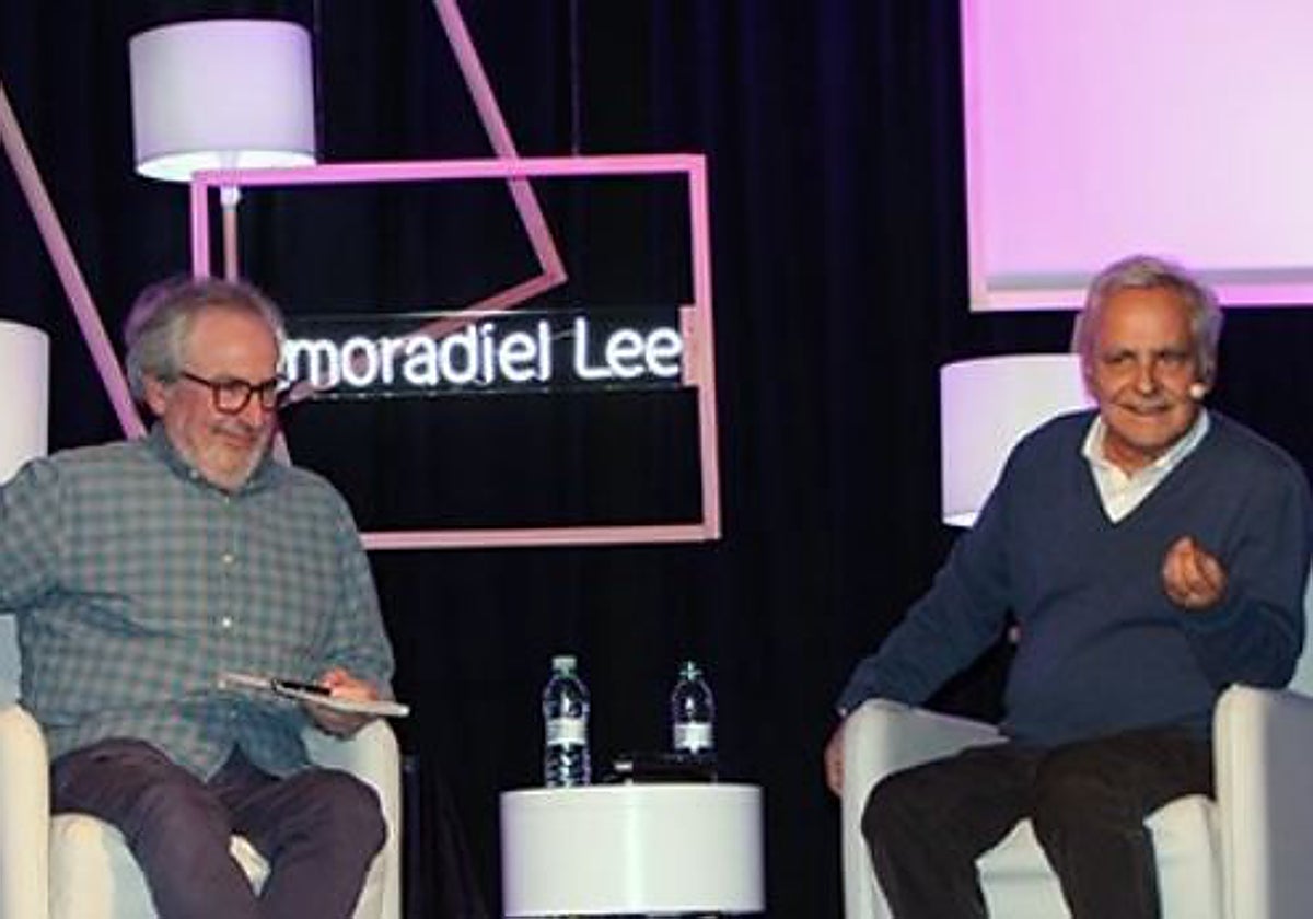 Encuentro con el periodista y escritor Juan Cruz en la última edición de 'Almoradiel Lee'