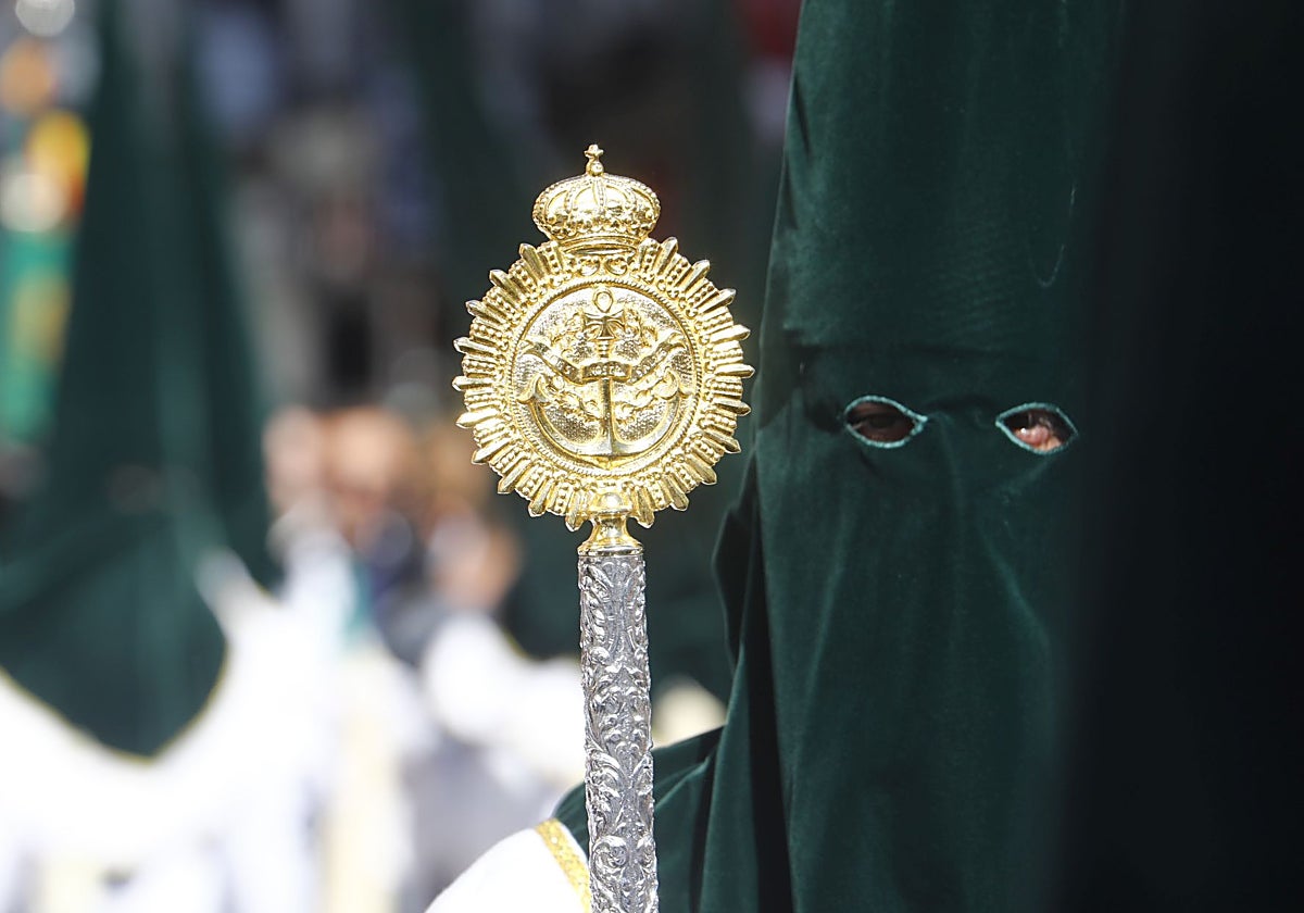 Nazarenos de la hermandad de la Esperanza de Córdoba