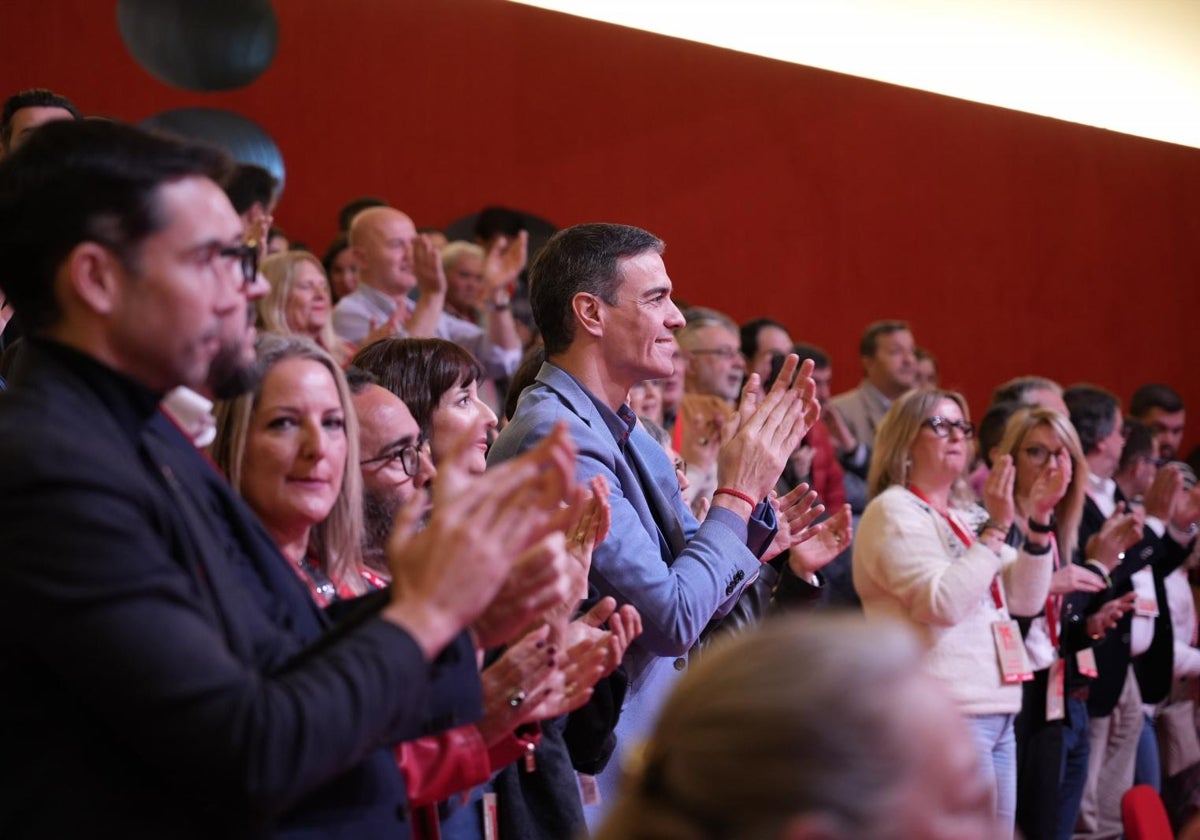 El secretario general del PSOE y presidente del Gobierno, Pedro Sánchez, durante la clausura del 15º Congreso del PSOE de Extremadura