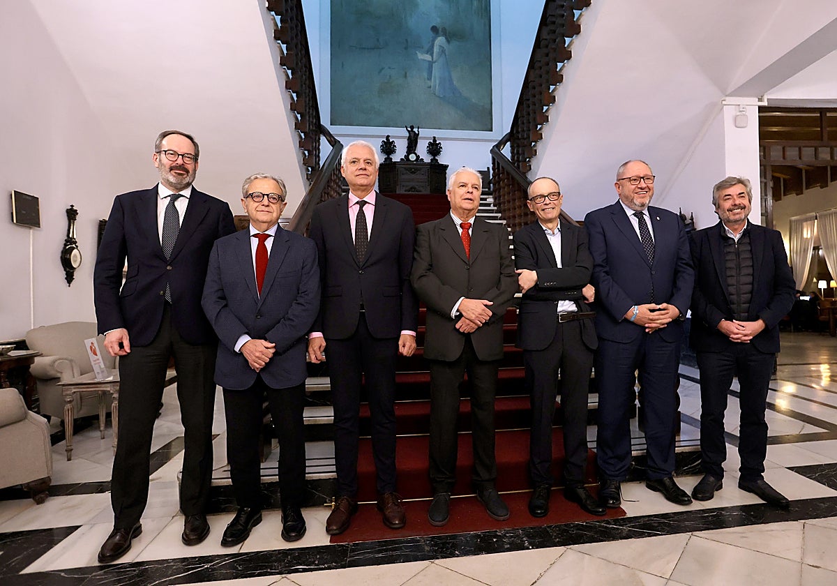 Premiados y autoridades en el Real Círculo de la Amistad