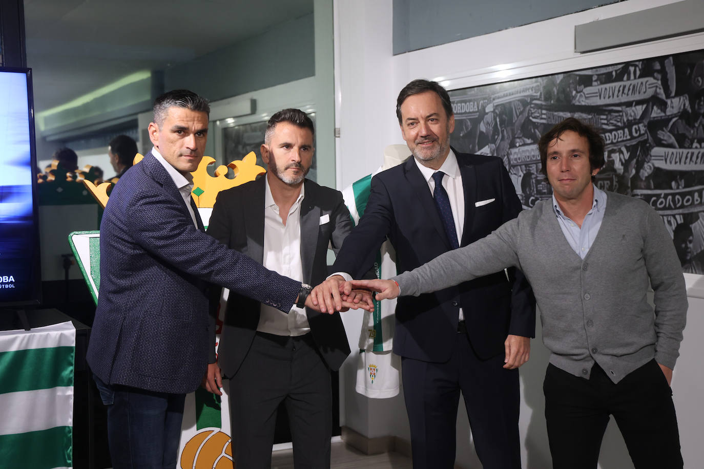 El acuerdo de renovación de Iván Ania con el Córdoba CF, en imágenes