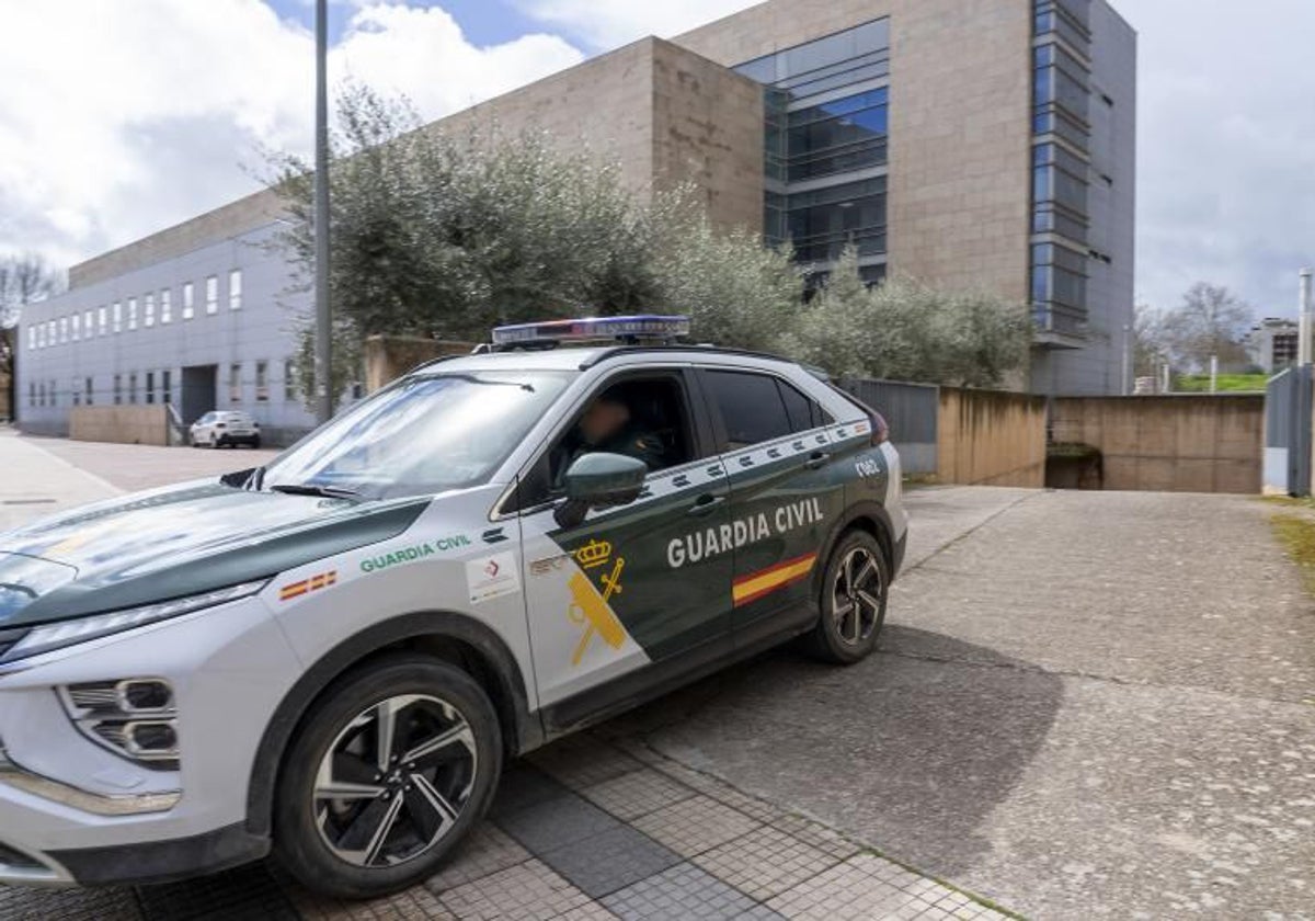 Se atrinchera un joven en Valera de Abajo tras una discusión familiar y sale finalmente al ser convencido por la Guardia Civil