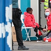 Jornada intensa de rescates con 11 cayucos y más de 800 migrantes en Canarias, uno de ellos fallecido