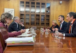 Morán y Fernández-Pacheco, durante la reunión