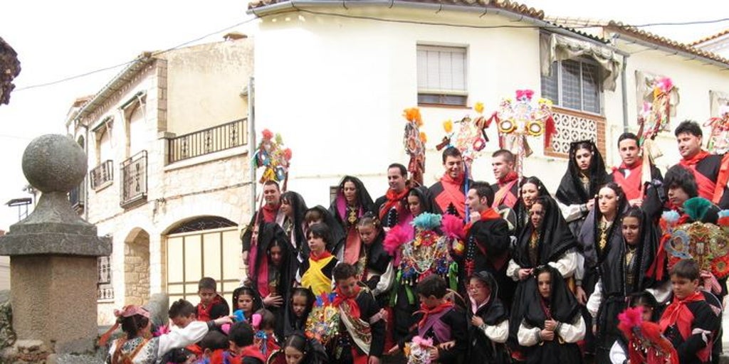 El 'Carnaval de Ánimas' o 'Soldadesca de El Torrico y Valdeverdeja, declarados BIC con categoría de Bien Inmaterial