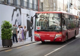 El Ayuntamiento de Granada mantiene su ayuda al transporte y exige al Gobierno que garantice la suya