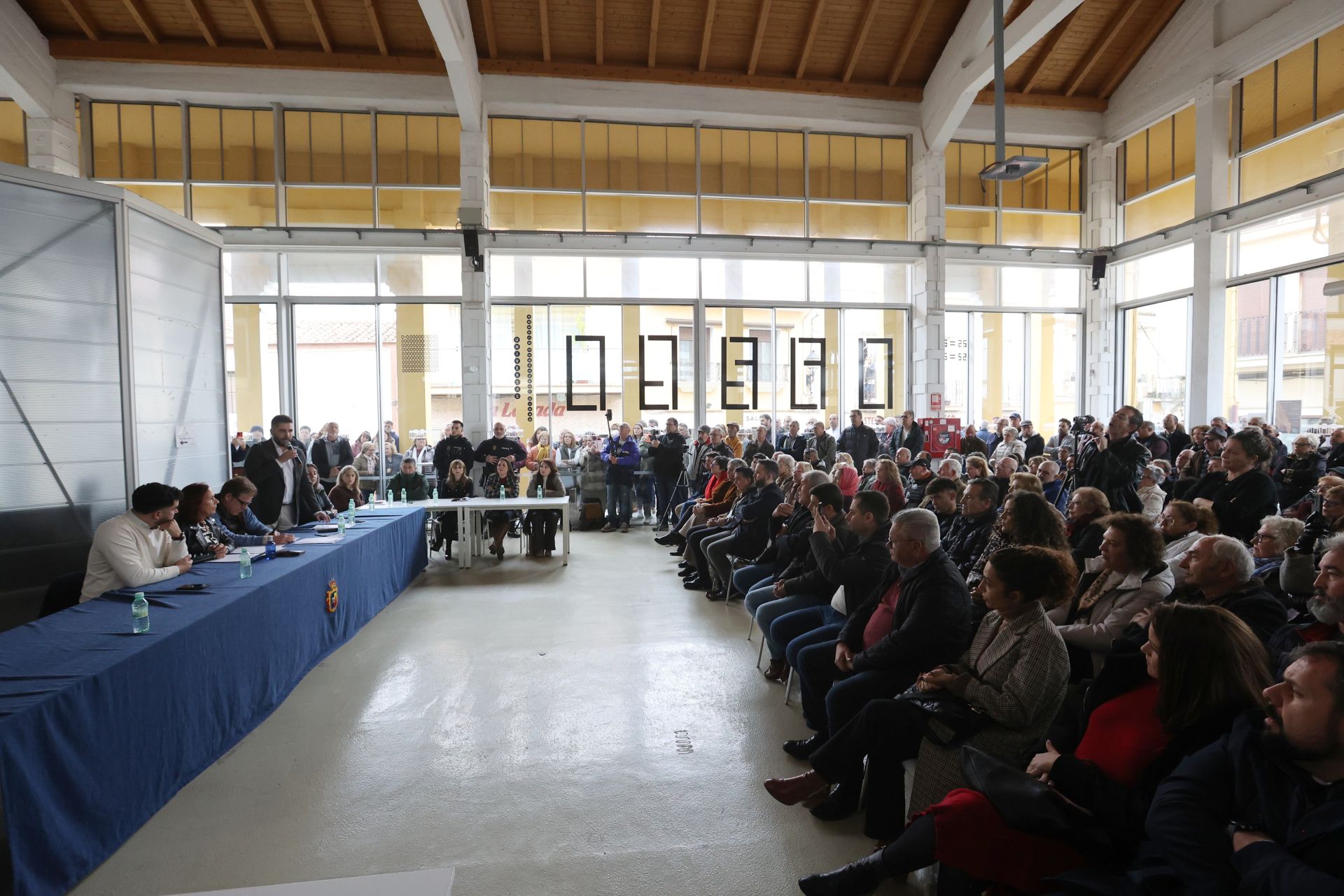 En imágenes, la moción de censura en Peñarroya-Pueblonuevo