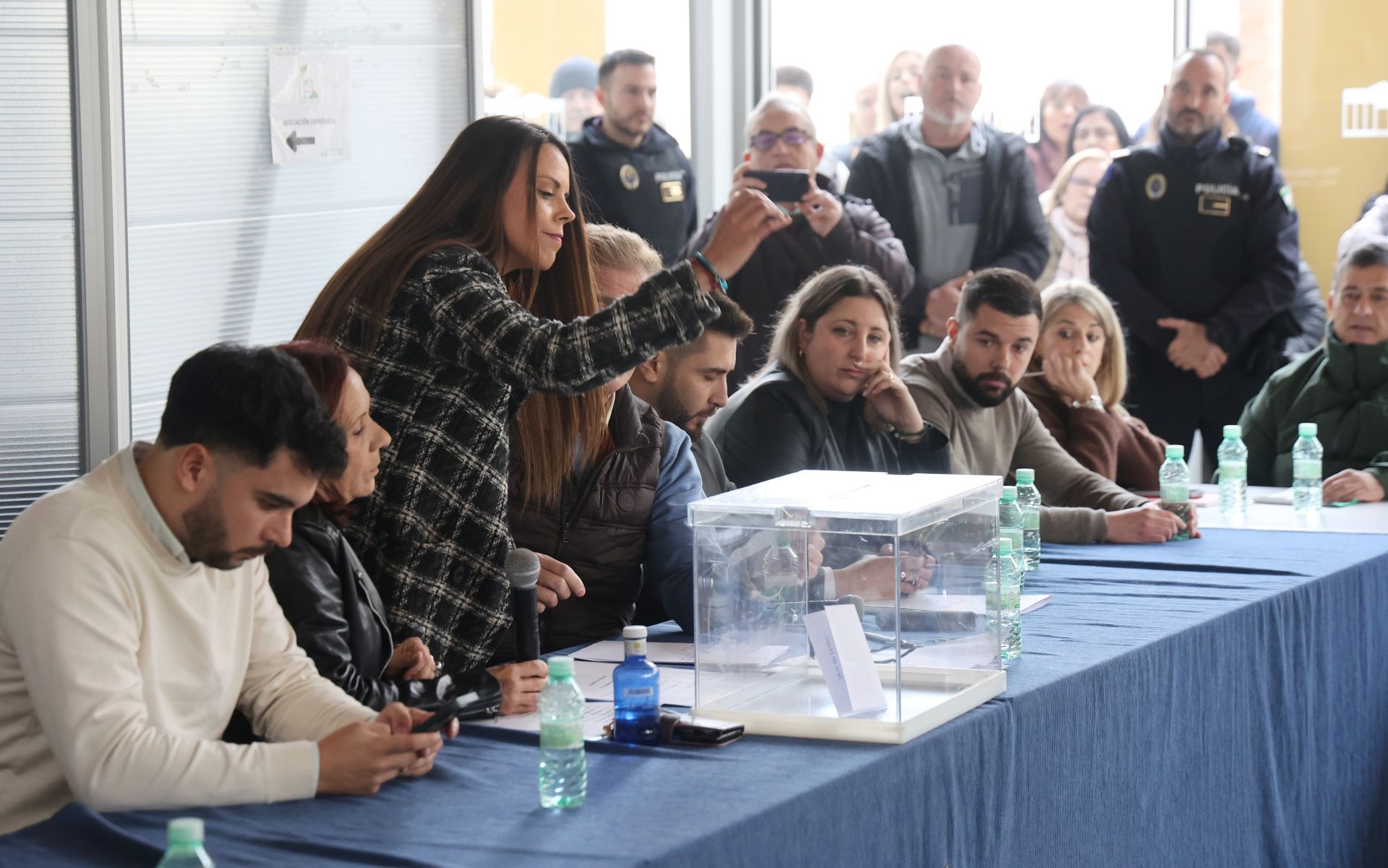 En imágenes, la moción de censura en Peñarroya-Pueblonuevo