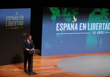 Solo el 14% de los españoles apoyan los actos de Sánchez por la muerte de Franco