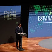 Solo el 14% de los españoles apoyan los actos de Sánchez por la muerte de Franco